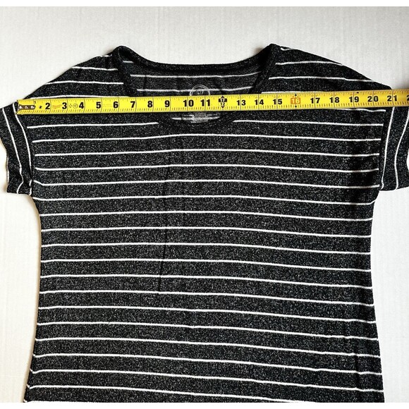Maurices 24/7 Black & White Striped Short Sleeve Soft T-Shirt Women’s Size Small - Picture 6 of 6